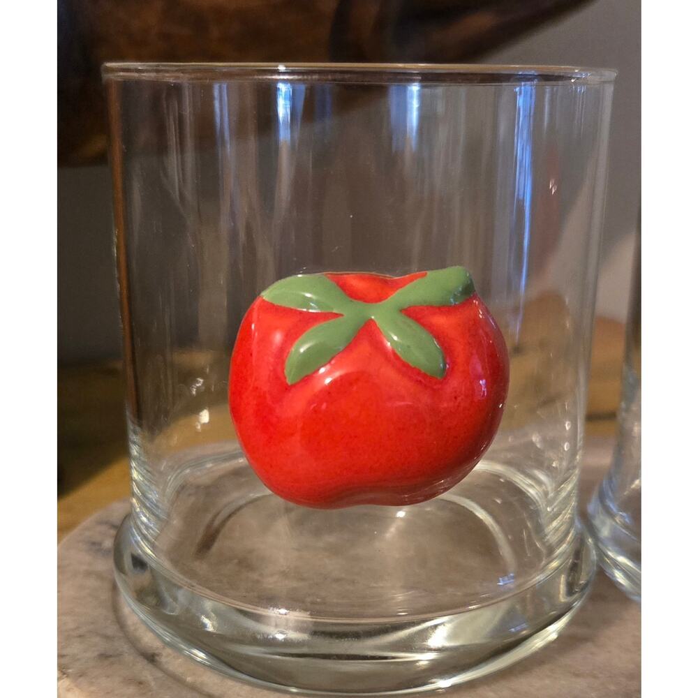 VTG Bloody Mary Set of Three Raised Tomatoes Glasses - Picture 6 of 6